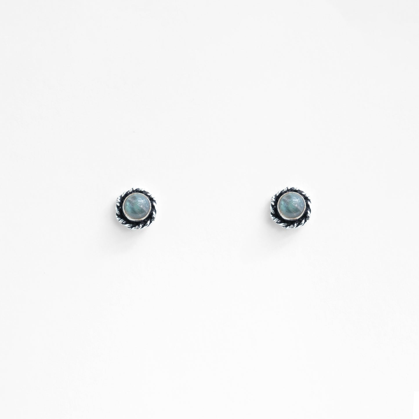 Orecchini Point labradorite