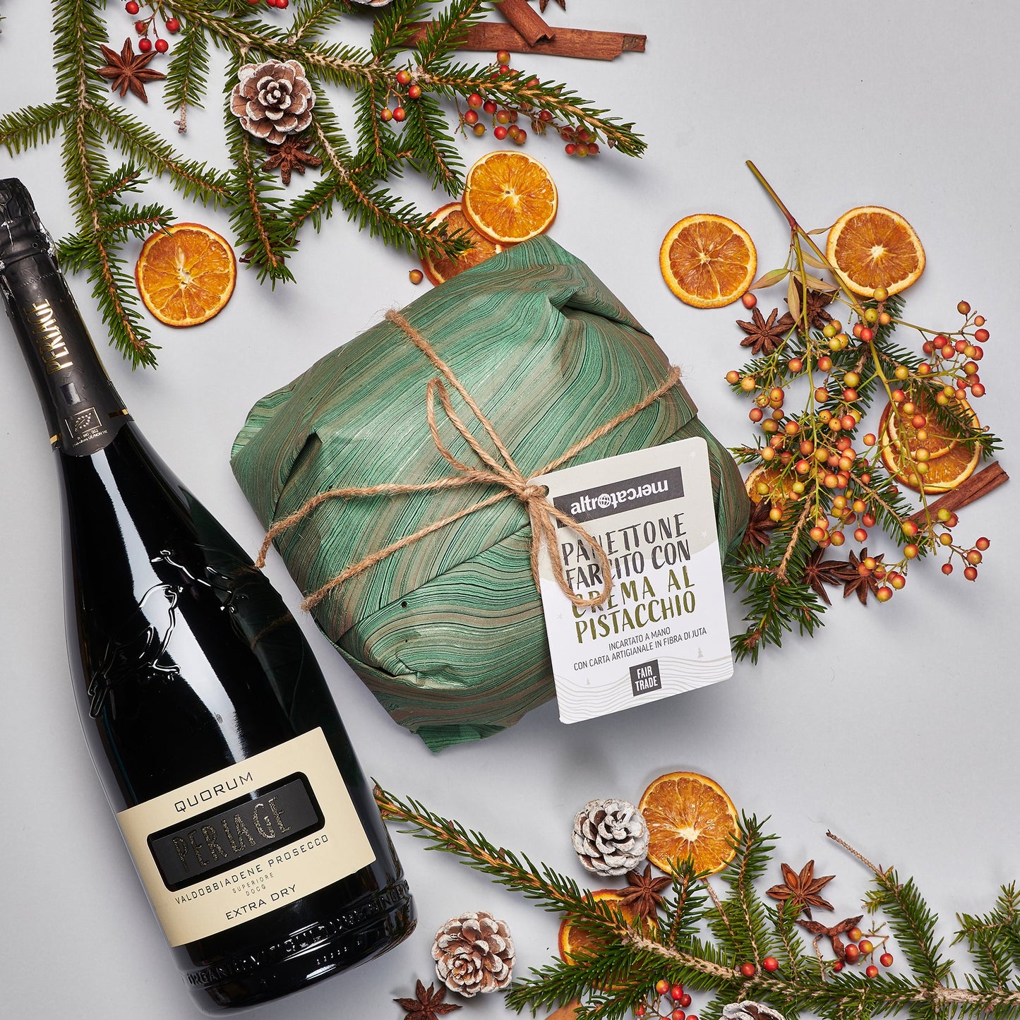 Panettone farcito con crema al pistacchio | 750 gr